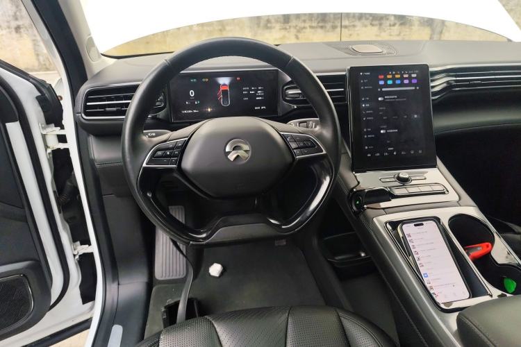 Used Nio ES8 2018 355 km Base Version 7-Seater Edition
