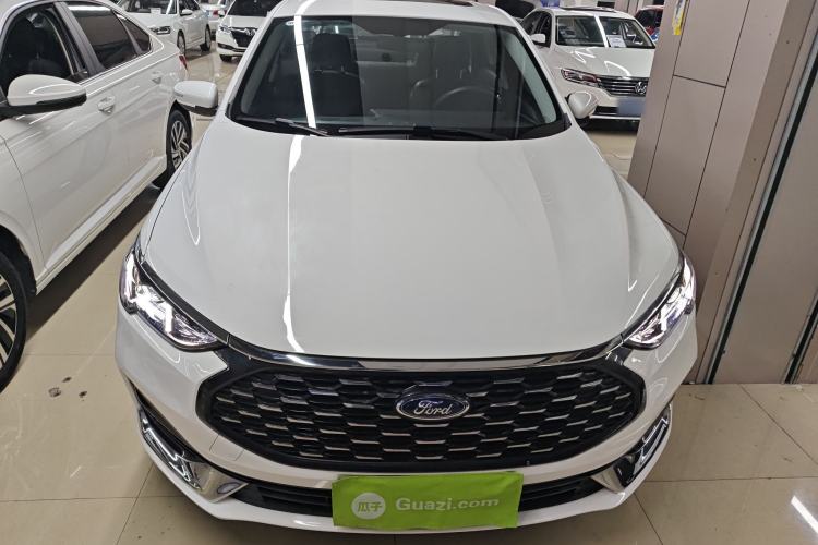 Used Ford Escort 2021 1.5L Automatic Platinum Edition
