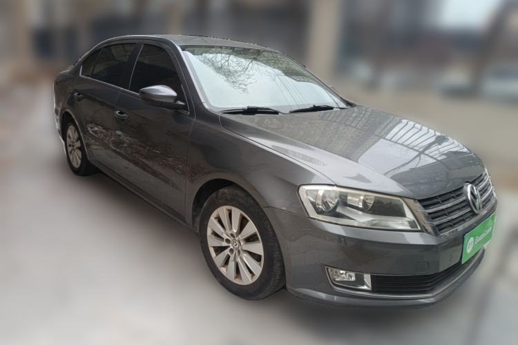 Used Volkswagen Lavida 2013 Revised Version 1.4 TSI Manual Comfort Edition Front Right 45 Deg