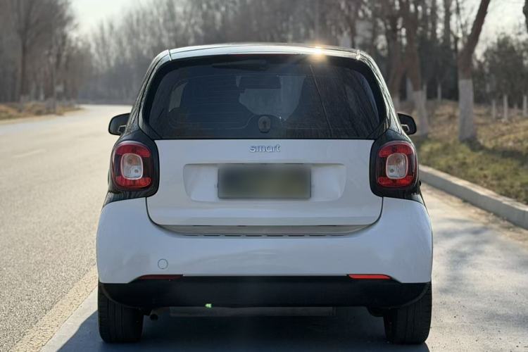 Used smart fortwo 2018 1.0L 52kW Hardtop Passion Edition China V Standard
