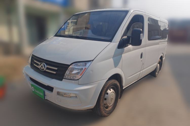 Used SAIC MAXUS Xintu V80 2023 2.0T Manual Classic Aoyuntong Short Wheelbase Ultra-Low Roof 5/6-Seater