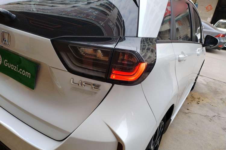 Used Honda LIFE 2021 1.5L CVT SPORT Heartbeat Edition Right Rear Taillight