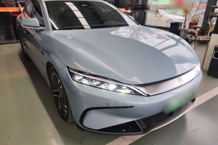 Used BYD Han 2023 EV Champion Edition 605KM Front-Drive Premium Model Front Right 45 Deg