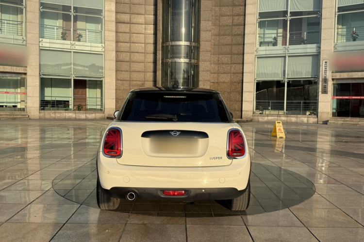 Used MINI 2019 1.5T COOPER Classic Edition Five-Door Version Exterior 2