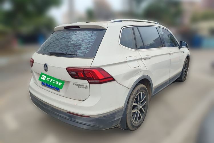 Used Volkswagen Tiguan L 2017 330TSI Automatic Two-Wheel Drive Comfort Edition Rear Right 45 Deg