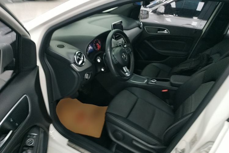 Used Mercedes-Benz B-Class 2015 B 200 Sport Edition
