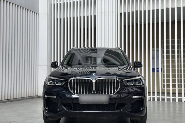 Used BMW X5 2022 Restyled xDrive 30Li Luxury Version M Sport Package