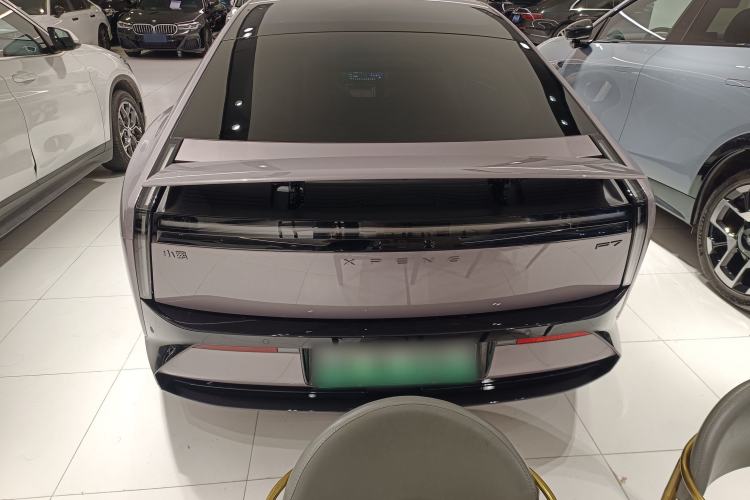 Used XPeng P7 2025 Model—750 All-Wheel-Drive High-Performance Ultra Rear