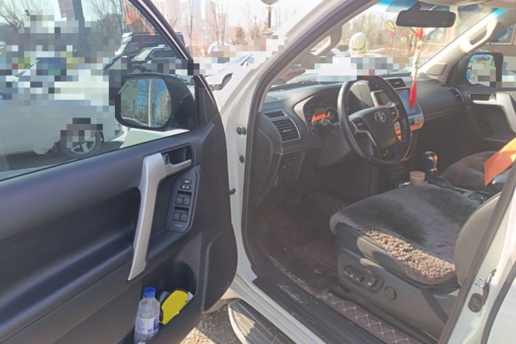 Used Toyota Prado 2019 3.5L Automatic TX-L Deluxe Edition Interior 3