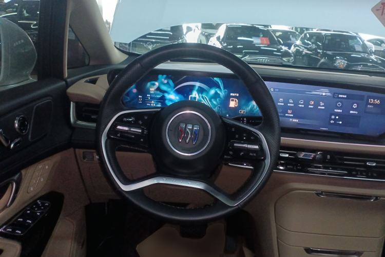 Used Buick Century 2023 2.0T Seven-Seater Yinshi Edition Steering Wheel