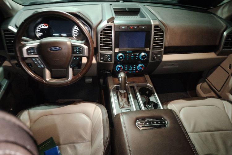 Used Ford F-150 Raptor 2019 3.5T LTD Center Console