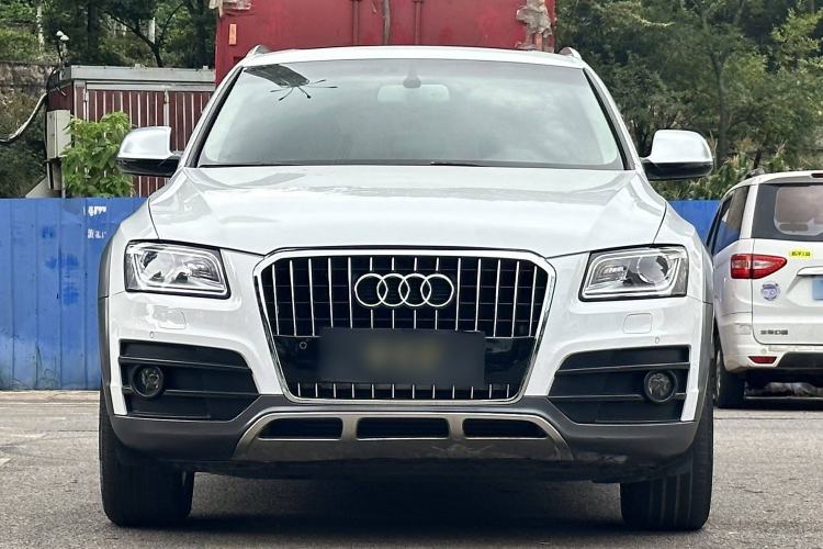 Used Audi Q5 2017 Plus 40 TFSI Technology Model