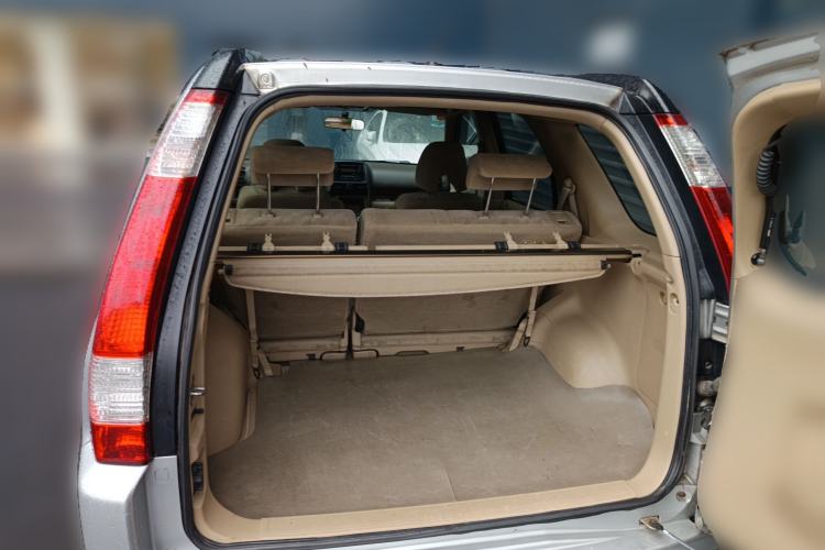 Used Honda CR-V 2005 2.0L automatic Trunk