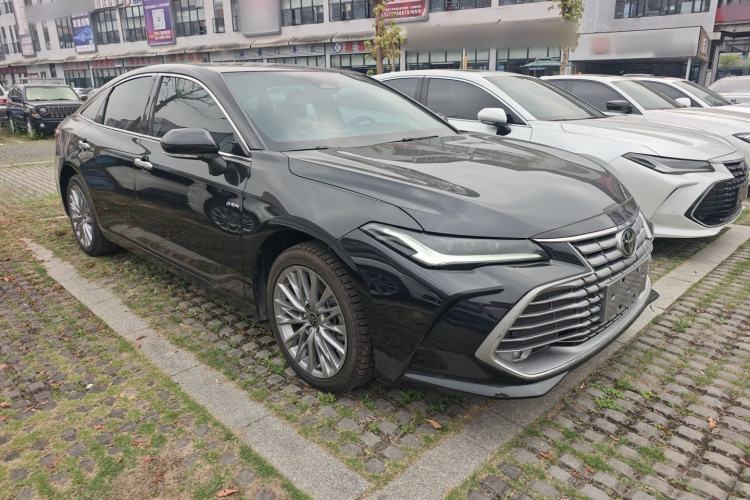 Used Toyota Avalon 2024 Dual-Motor 2.0L Luxury Edition
