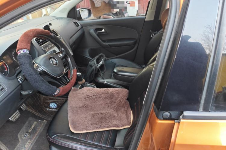 Used Volkswagen Polo 2014 1.6L Cross Polo Automatic