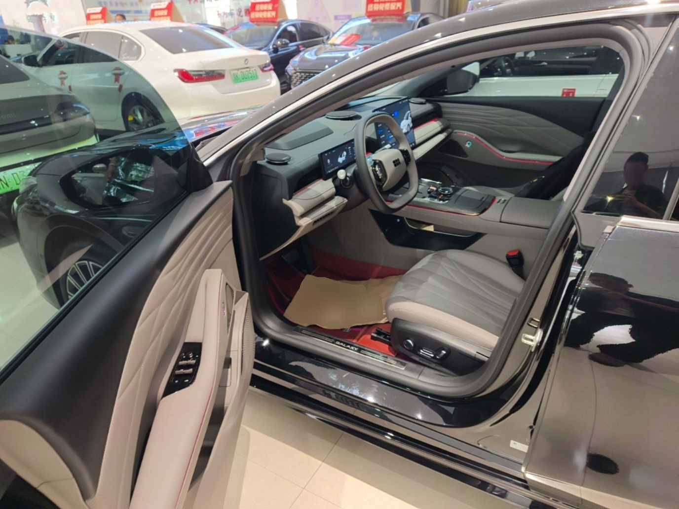 Geely Galaxy 8 2025 130km EM-P Starship Edition — снимка 18