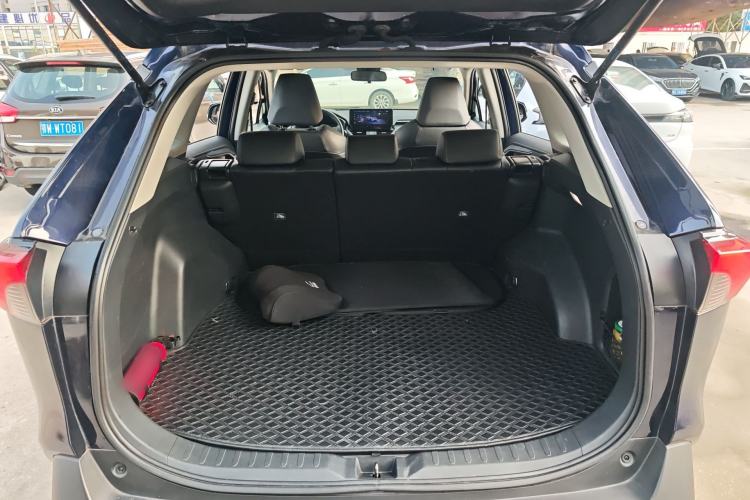 Used Toyota RAV4 2023 Dual-Engine 2.5L E-CVT Two-Wheel Drive Elite Plus Edition
