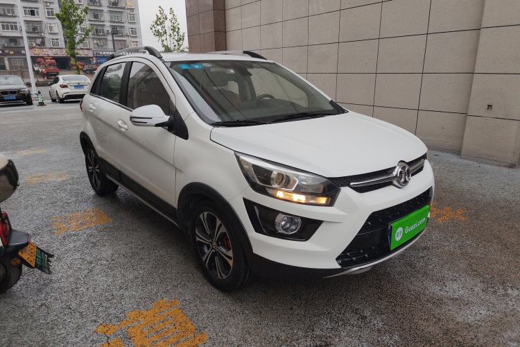 Used BAIC Senova X25 2015 1.5L Automatic Elite Model
