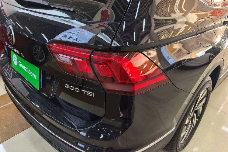 Used Volkswagen Tiguan L 2025 Model, Outstanding Version, 300TSI Automatic Two-Wheel Drive Longteng Edition