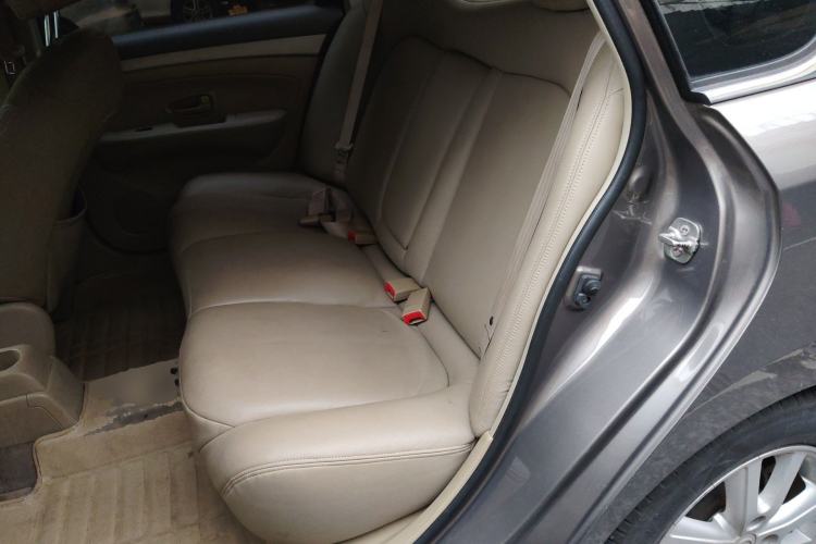 Used Nissan Sylphy 2012 Classic 1.6XE Automatic Comfort Edition Left Rear Seat