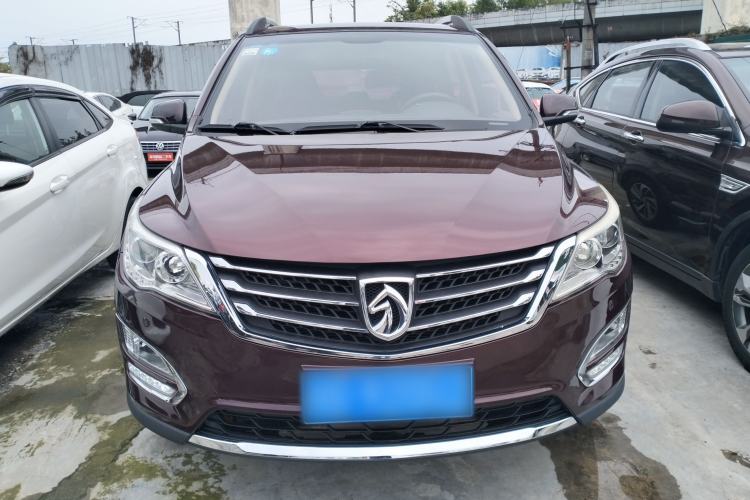 Used Baojun 560 2016 1.8L iAMT Luxury Model Front