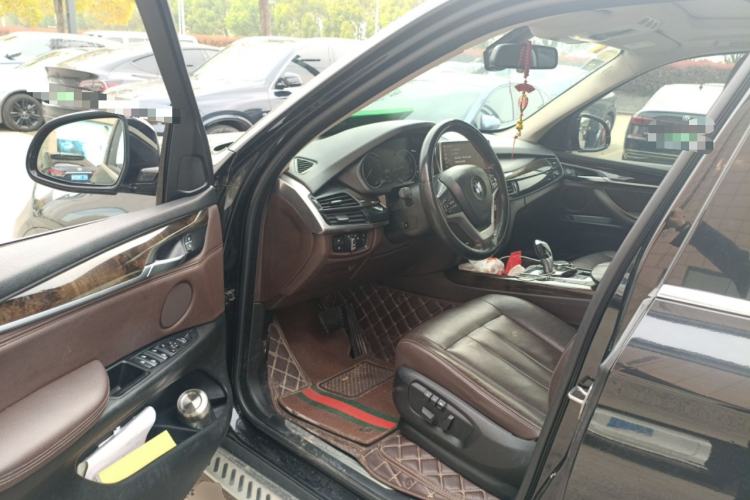 Used BMW X5 2018 xDrive28i
