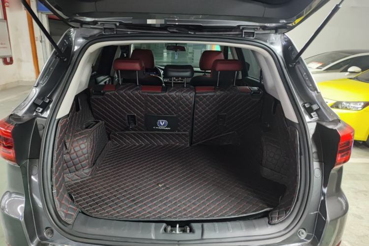 Used CHANGAN CS75 2022 Blue Whale Edition 1.5T DCT Prestige Model Trunk