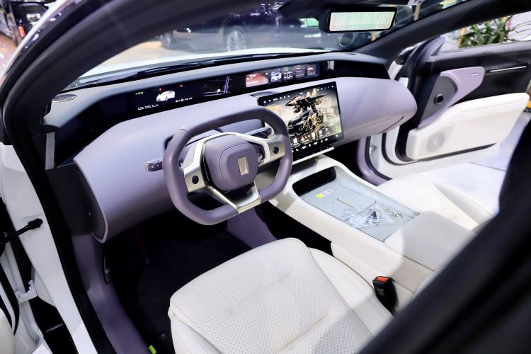 Used Avatr 12 2025 Ultra Extended-Range Edition
