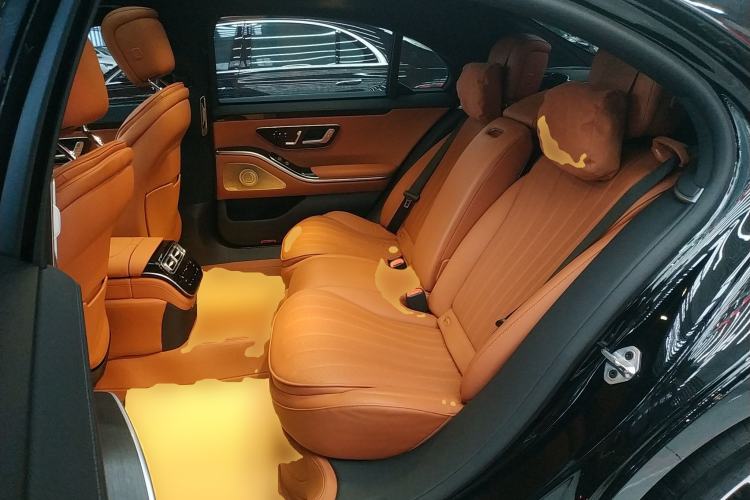 Used Mercedes-Benz S-Class 2022 Revised S 400 L Business Version Left Rear Seat