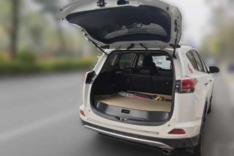 Used Toyota RAV4 2018 2.5L Automatic 4x4 Elite i Edition