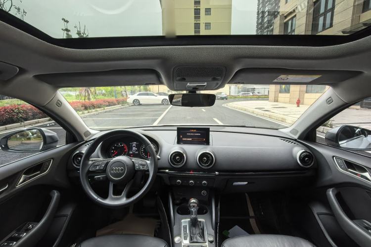 Used Audi A3 2020 Limousine 35 TFSI Fashion Edition China VI Emission Standard