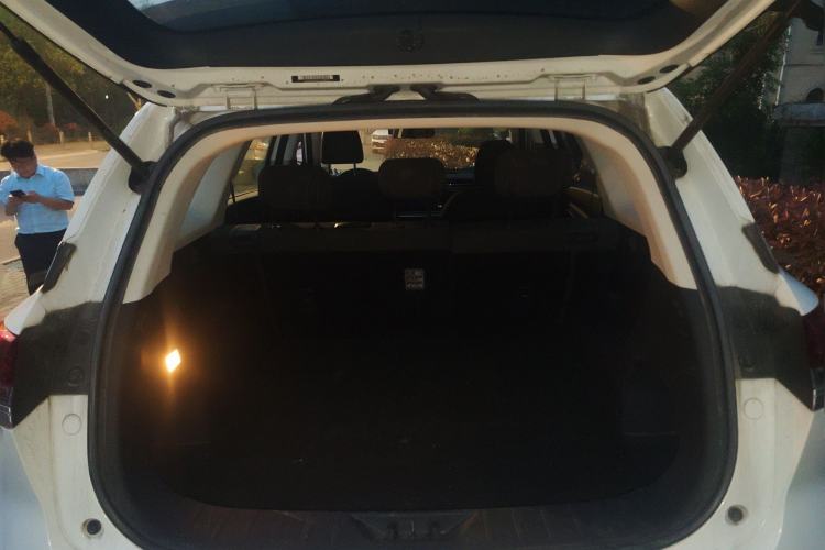 Used CHANGAN OSHAN X7 2020 1.5T Automatic Elite Edition Trunk