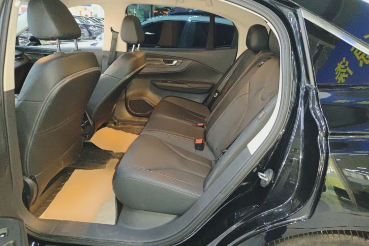 Used Hongqi E-QM5 2023 Revised Version Basic Travel Edition Left Rear Seat