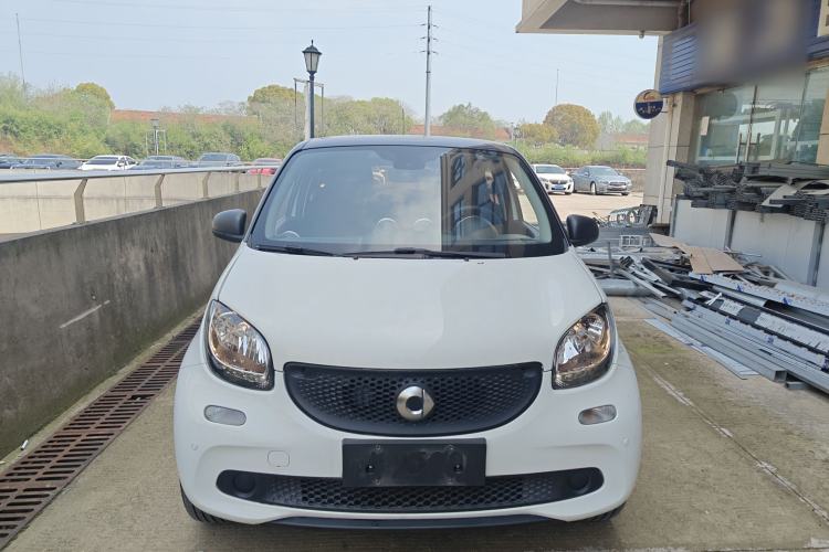 Used smart forfour 2016 1.0L 52 kW Dynamic Edition Front