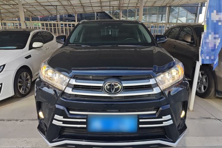 Used Toyota Highlander 2018 2.0T Four-Wheel Drive Luxury Edition 7 Seats China V Emission Standard
