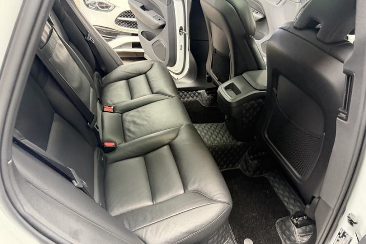 Used Volvo XC60 2019 T5 4x4 Smart Edition China VI Standard