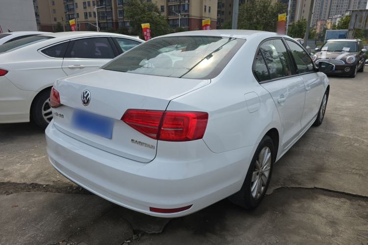 Used Volkswagen Sagitar 2018 1.6L Automatic Fashion Model