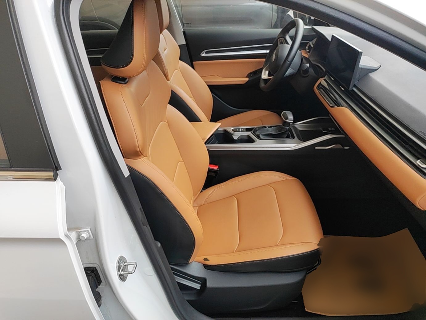 Geely Auto Emgrand 2025 4th Generation 1.5L CVT Flagship Version — снимка 19