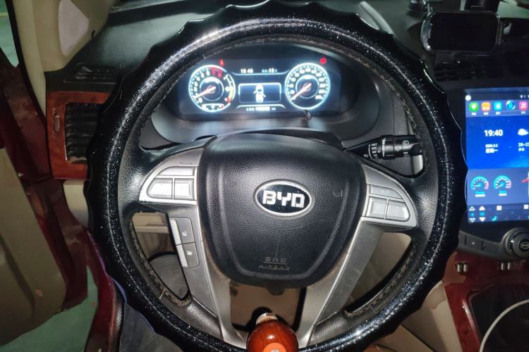 Used BYD S6 2012 2.0L Manual Luxury Version