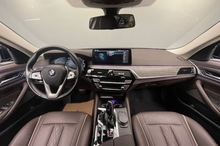 Used BMW 5 Series New Energy 2021 535Le Luxury Package
