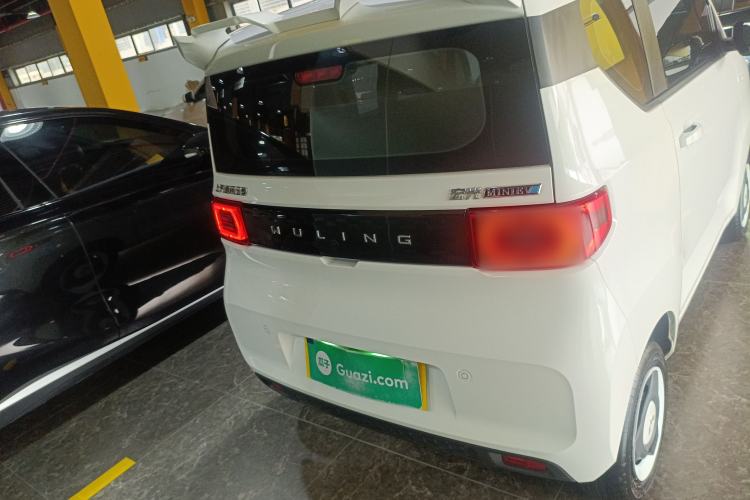 Used Wuling Hongguang MINIEV 2022 Easy Version Lithium-NMC