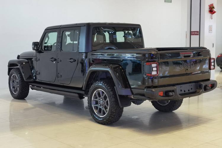 Used Jeep Gladiator 2022 3.6L Pioneer Edition
