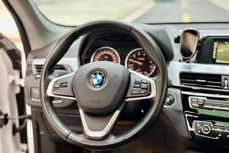 Used BMW X1 2016 sDrive18Li Premium Edition
