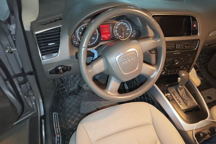 Used Audi Q5 2010 2.0TFSI Technology Edition