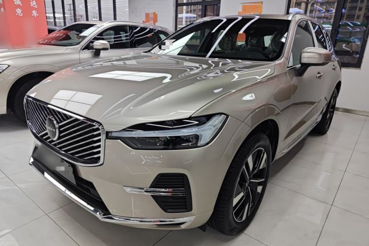 Used Volvo XC60 2026 B5 4x4 Smart Luxury Edition