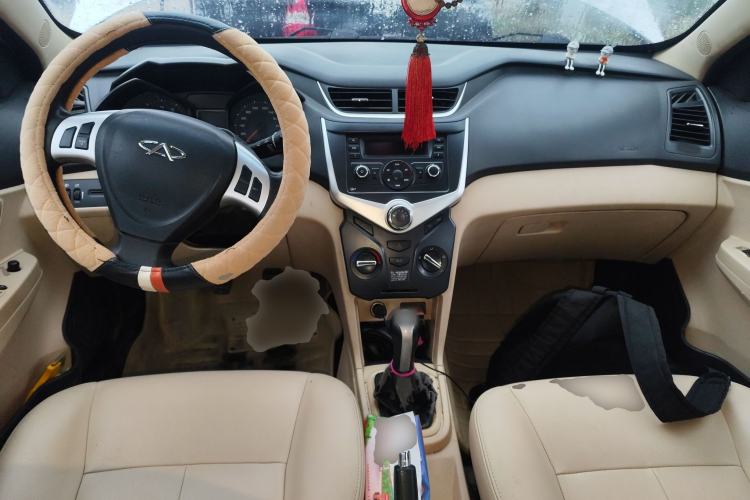 Used Chery Fengyun 2 2013 Hatchback 1.5L Manual Ruiyi Edition