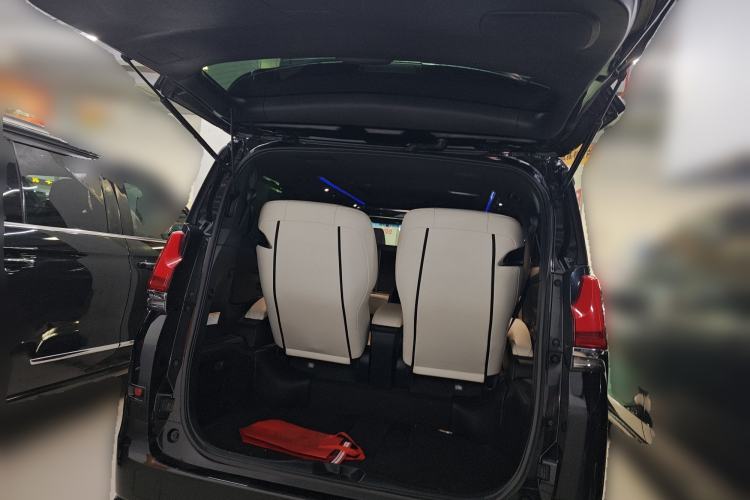 Used Lexus LM 2020 300h Seven-Seat Elegant Edition
