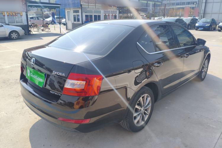 Used Skoda Octavia 2016 1.6L Automatic Chuanxing Edition
