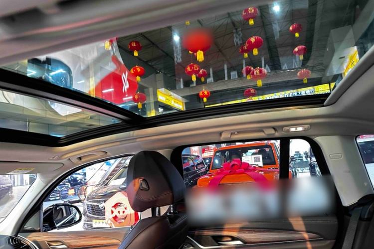 Used BMW X3 2021 Facelift xDrive28i M Sport Package Interior 9