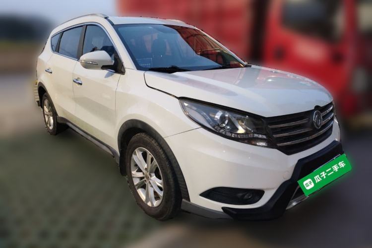 Used Dongfeng Fengon 580 2016 Revised Version 1.5T CVT Comfort Edition Front Right 45 Deg